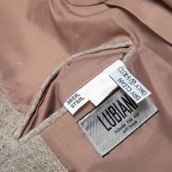 Lubiani (Italy) Lambswool Basket Weave, Soft Tailoring, Relaxed Silhouette - Picture 4 of 10